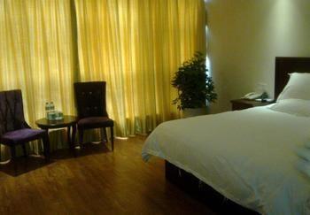 Green Tree Inn Gaoyou Tonghu Road Beihai Express Hotel Yangzhou Dış mekan fotoğraf